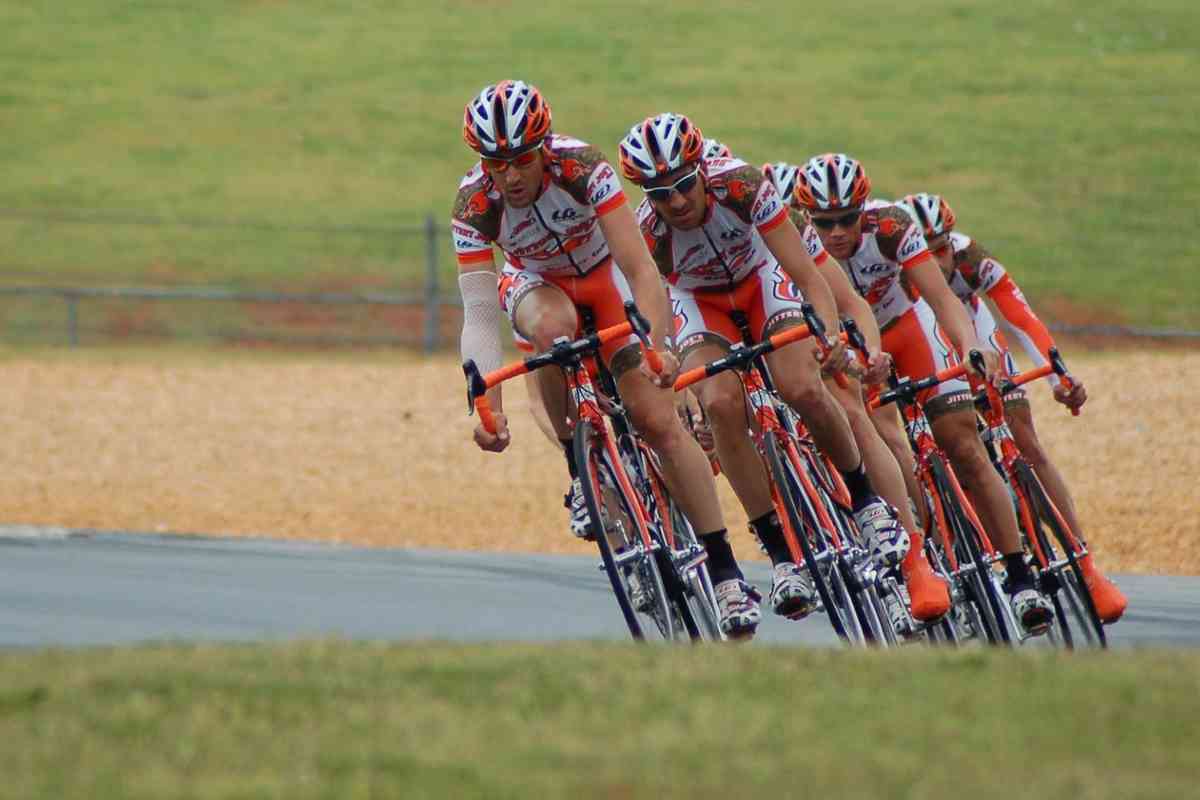 Ciclisti della stessa squadra